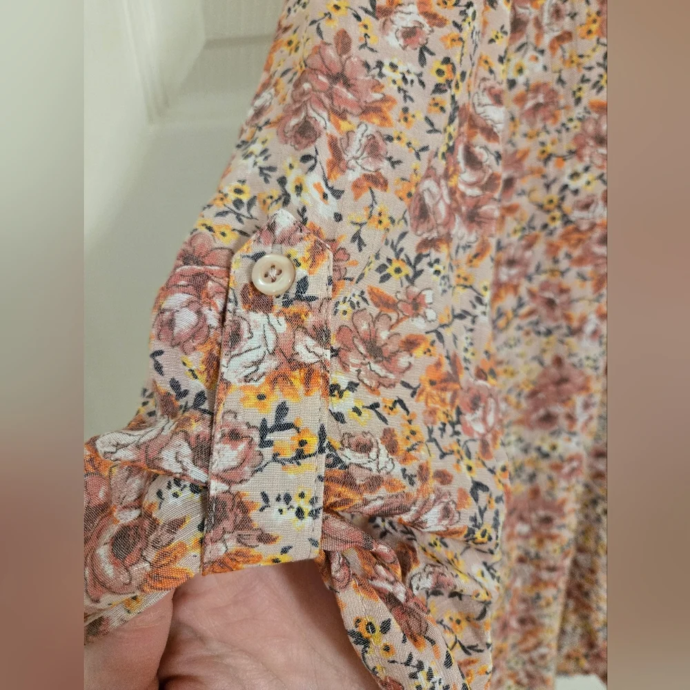 Indigo Rose pink Floral Button-Up Blouse with ruffles size XL - Picture 3 of 7